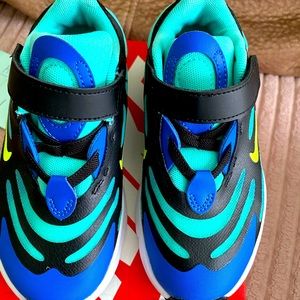 Air maxes so cute colors really pop